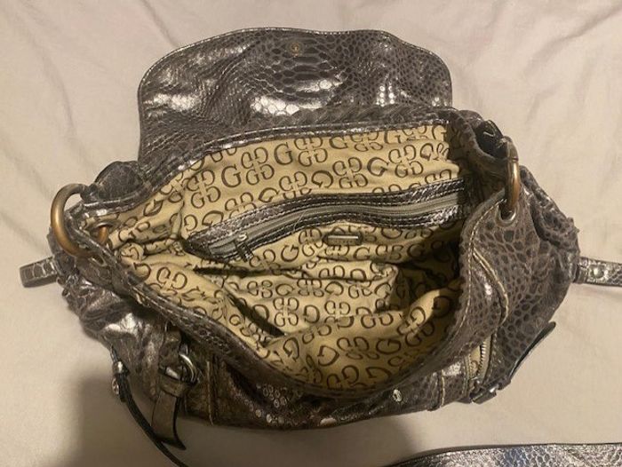 Sac Guess grand modèle - photo numéro 3