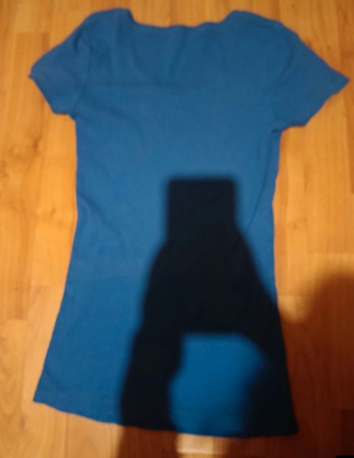 😎 Tee-shirt bleu décoré – Lettre S & petites perles ✨ Look casual 👕 - photo numéro 4