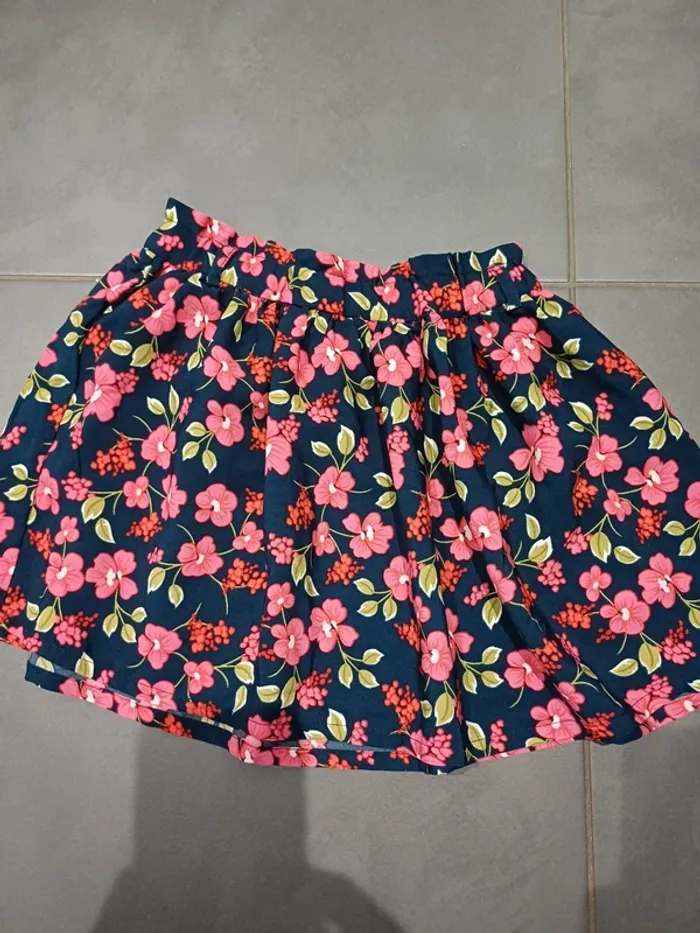 Lot 8 vêtements filles 6 ans - photo numéro 10