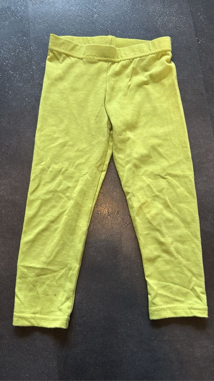 Lot vêtements fille 4 ans - photo numéro 9