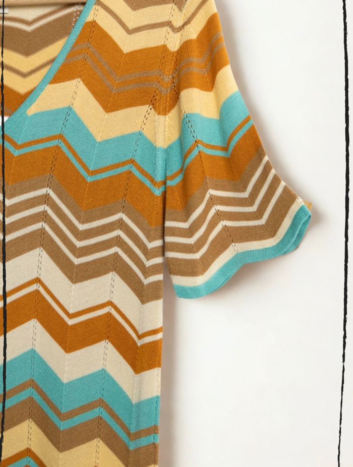 Robe à motifs géométriques Neuve Surkana Taille S - photo numéro 5