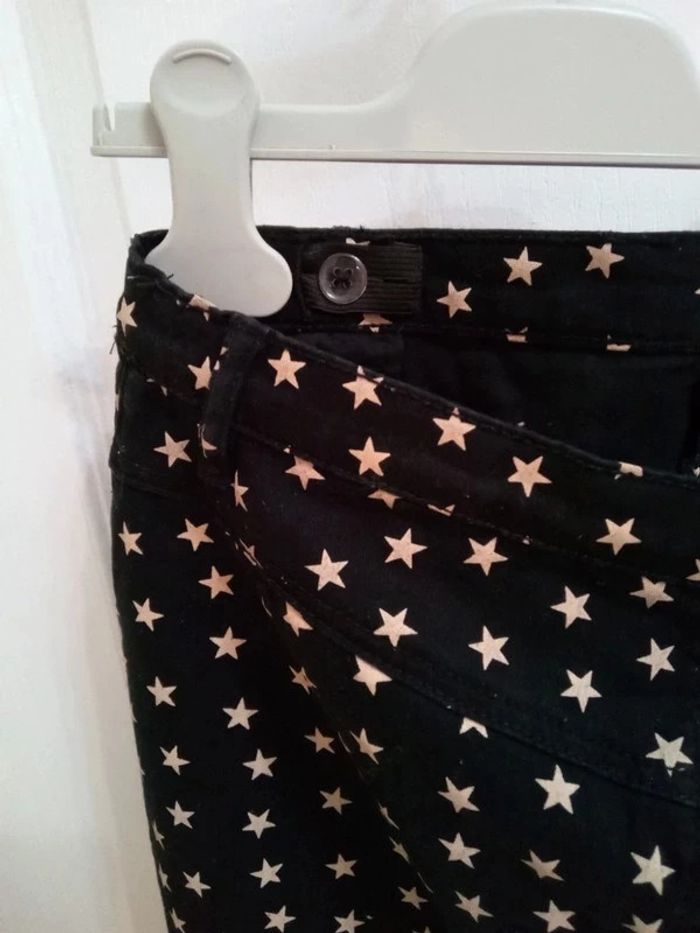 Jupe noire étoiles beiges T.12 ans - sans marque - photo numéro 4