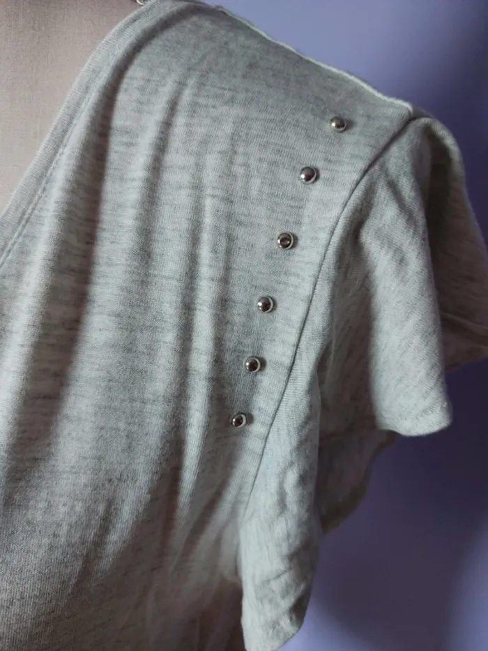 Tee-shirt gris manches courtes - photo numéro 2
