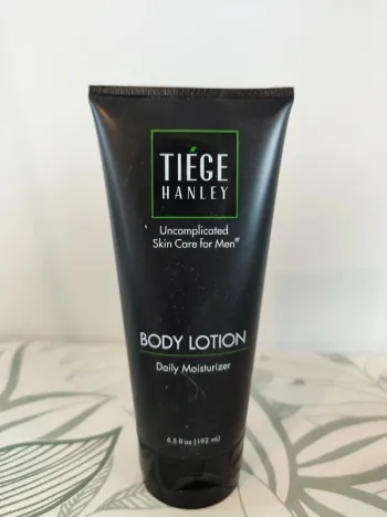 Tiége Hanley lotion pour le corps 192mL
