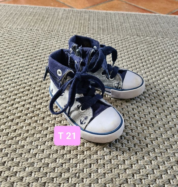 Baskets tennis en tissu marin - T21