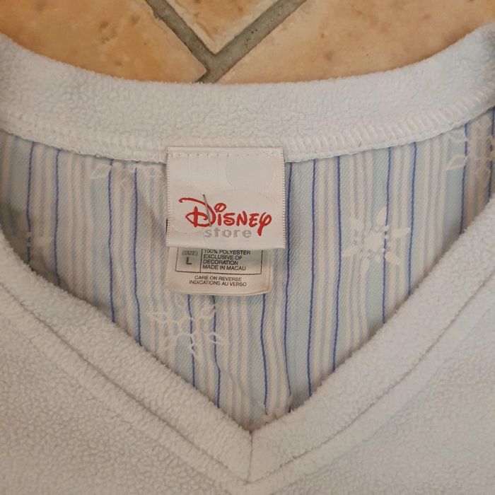 Magnifique polaire Disney store taille L - photo numéro 2