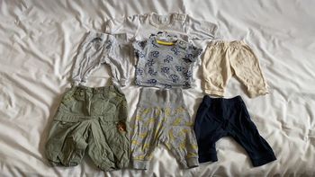 Lot 5 pantalons 1 tee-shirt 1 pull