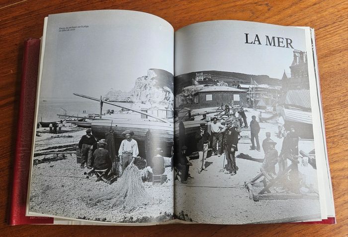 "Archives de Normandie".
242 pages.
ISBN : 2.85132.028.9 - photo numéro 4