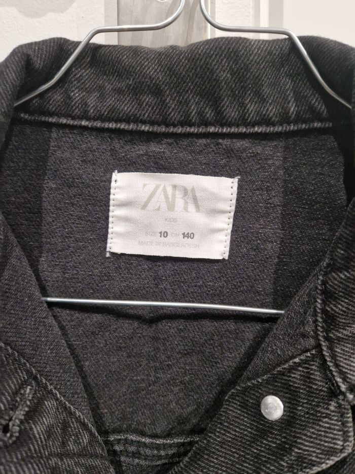 Veste en jeans noir zara - photo numéro 3