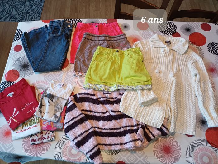 Lot vêtements 👧 taille 6 ans - photo numéro 2