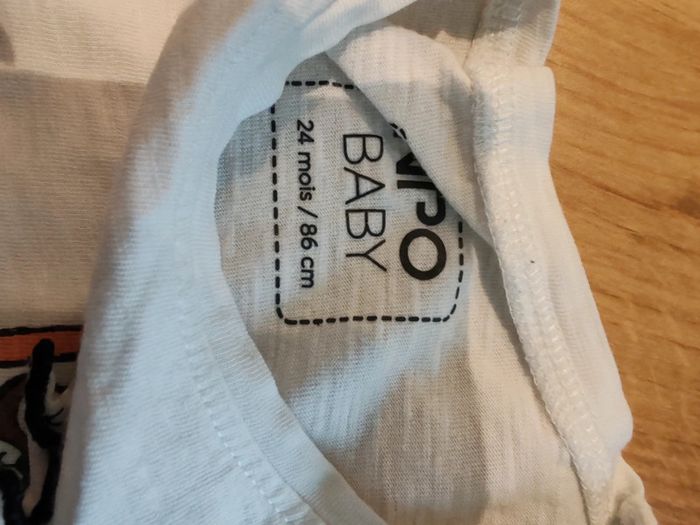 T-shirts 24 mois - photo numéro 2
