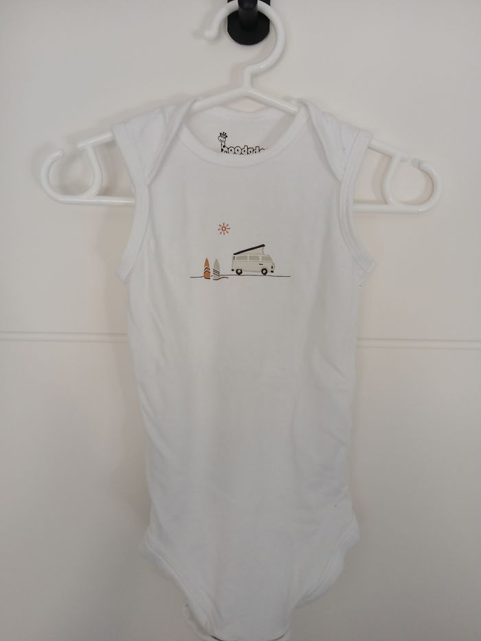 Lot 3 débardeurs bodys  hoodadoo - photo numéro 2