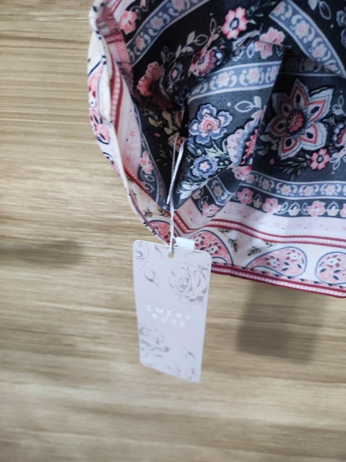Robe courte légère rose imprimé neuve 38 - photo numéro 3