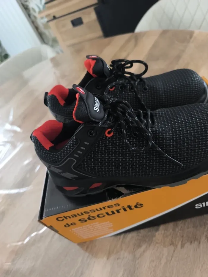 Chaussure sécurité - photo numéro 2