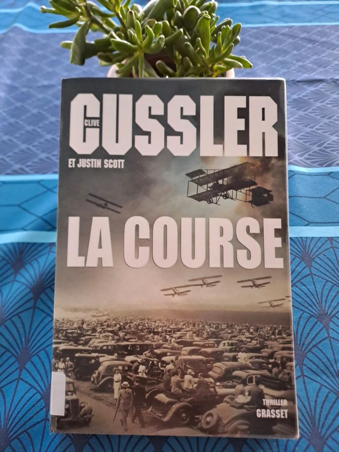 Livre La Course, Clive Cluster et Justin Scott