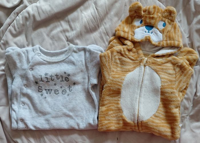 Lot pyjamas/surpyjamas