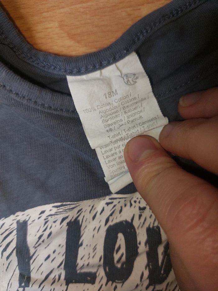 T shirt gris - photo numéro 2