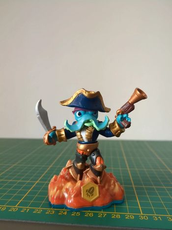 Skylanders Swap force wash buckler