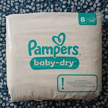 Pampers taille 8