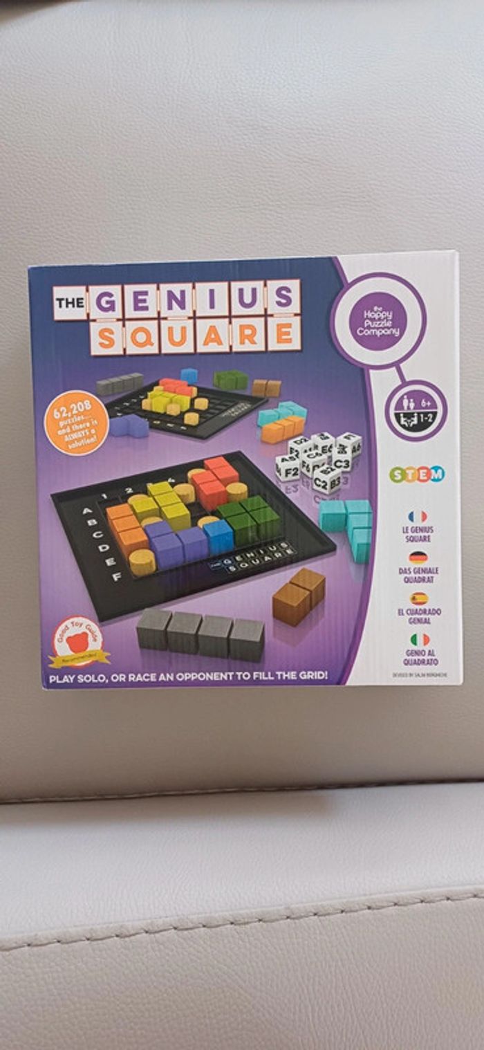Genius Square The Happy Puzzle Company/Smartgames complet et neuf ( boite scellée) 6 ans+
