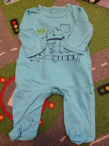pyjama bleu bébé