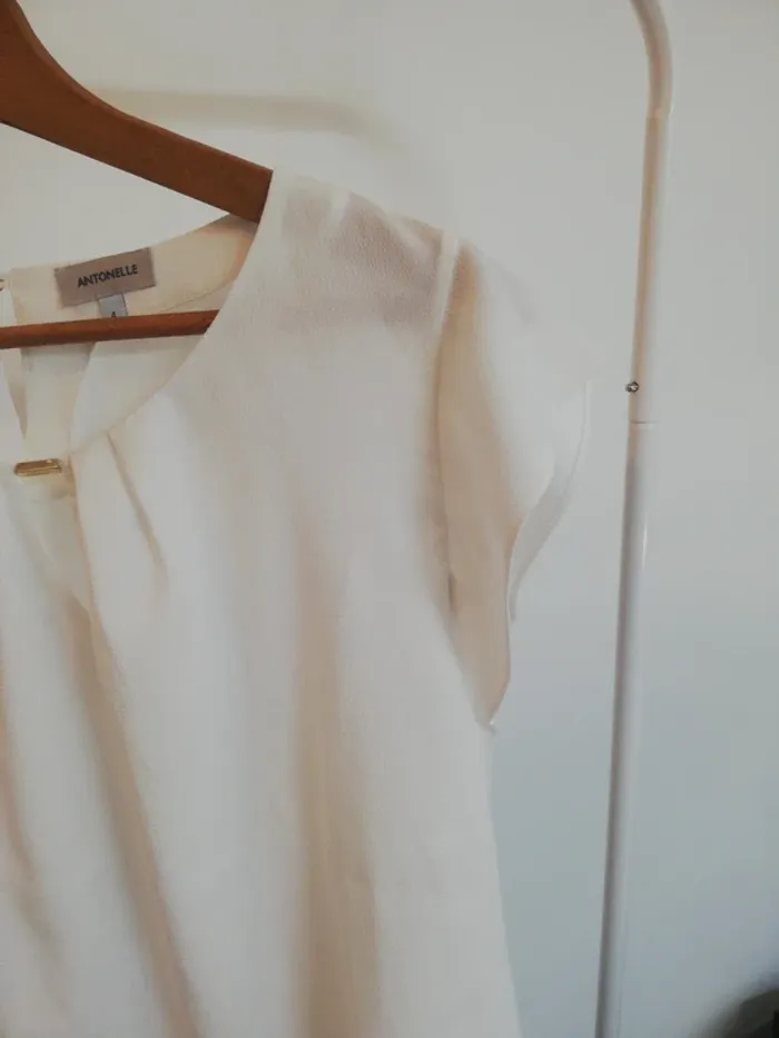 Blouse légère Antonelle taille 4 - photo numéro 3