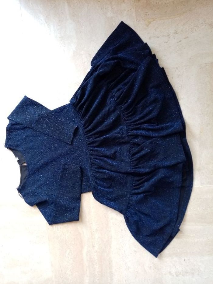 Robe bleu nuit pailletée