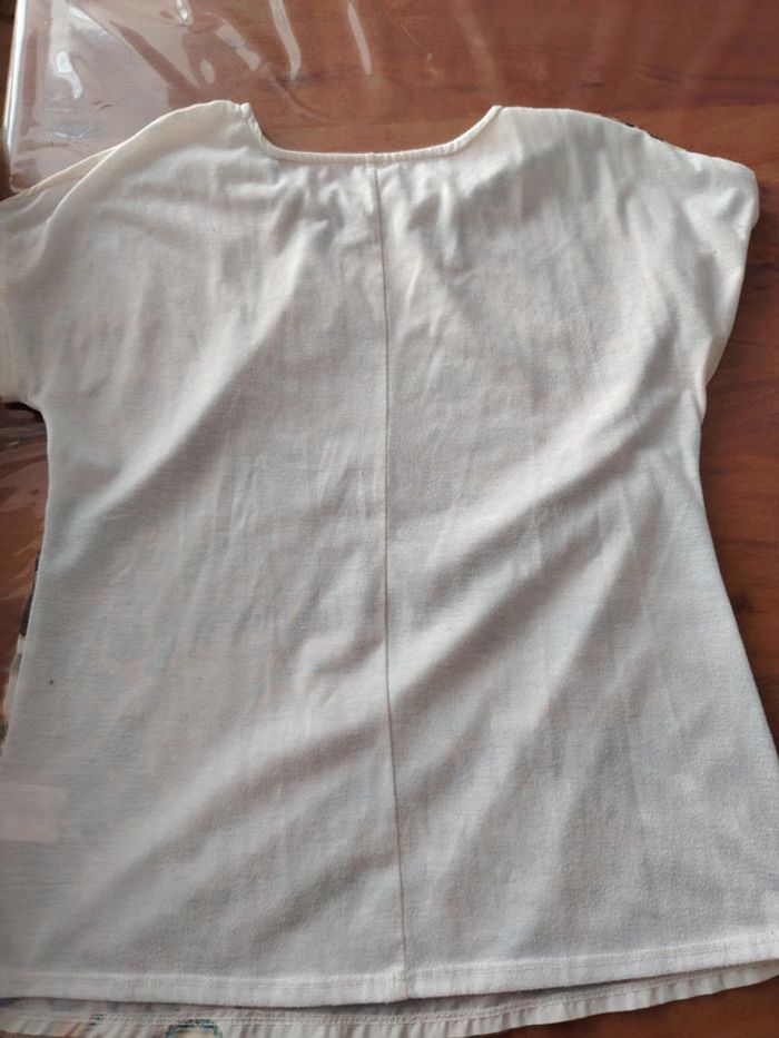 Tee shirt fluide girafe - photo numéro 3