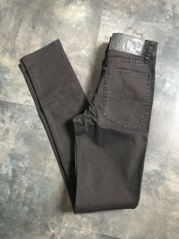Pantalon Jeans noir tête de mort 32 Cheap Monday