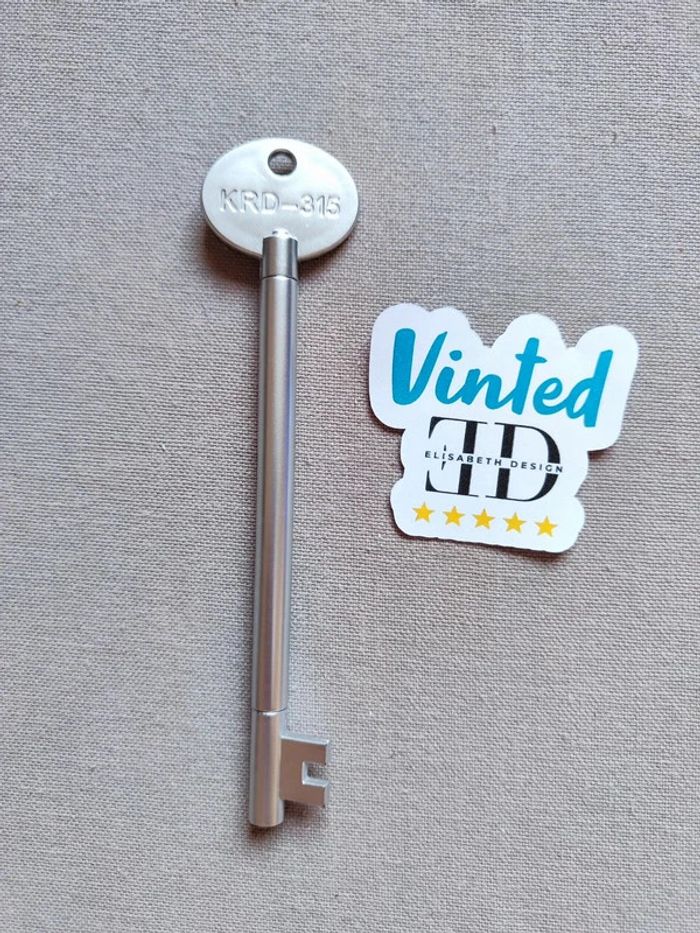 Stylo gel en forme de clé - photo numéro 2