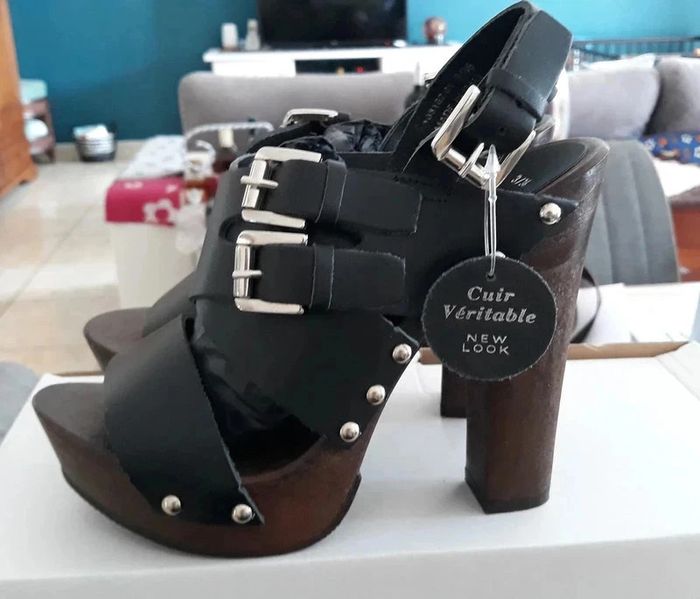 Chaussures à talon New Look toutes neuves