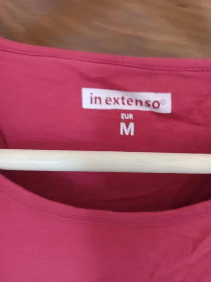 Ensemble tee-shirt et jupe - photo numéro 3