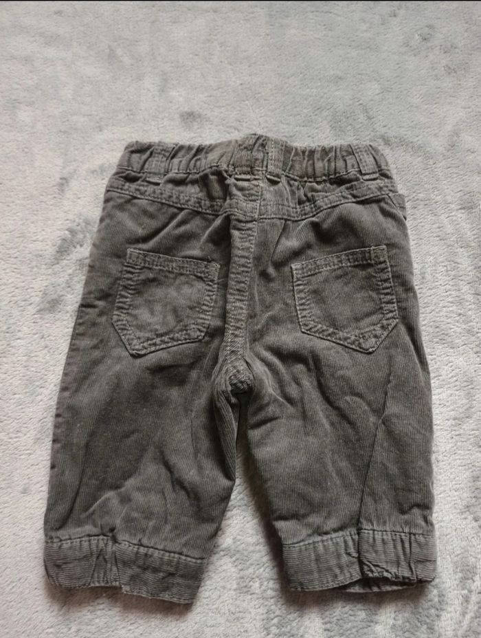 Pantalon 3 mois - photo numéro 2