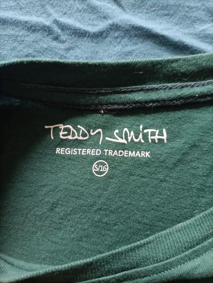 Joli t shirt Teddy Smith 16 ans - photo numéro 4