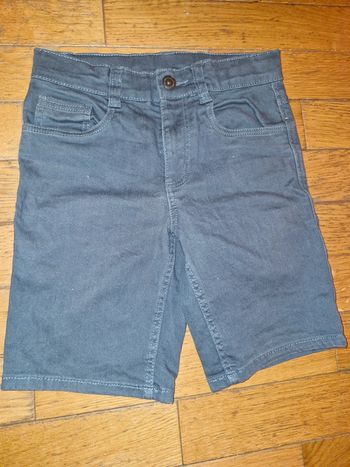 Short kiabi 10 ans gris