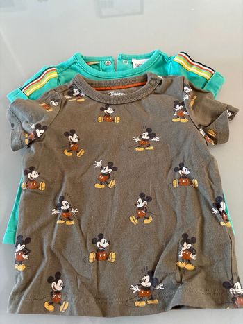 2 t-shirt
