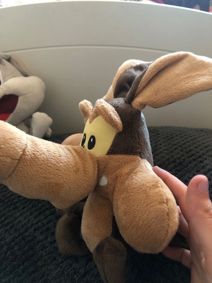 Lot de 2 peluches looney tunes - photo numéro 2