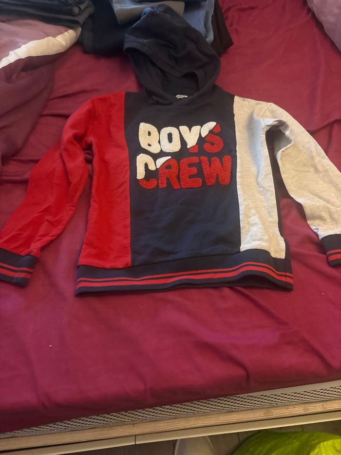 Pull sweat - photo numéro 2