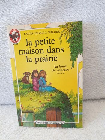 Livre La petite maison dans la prairie