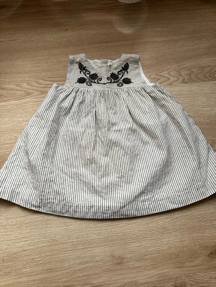 Robe 6 mois