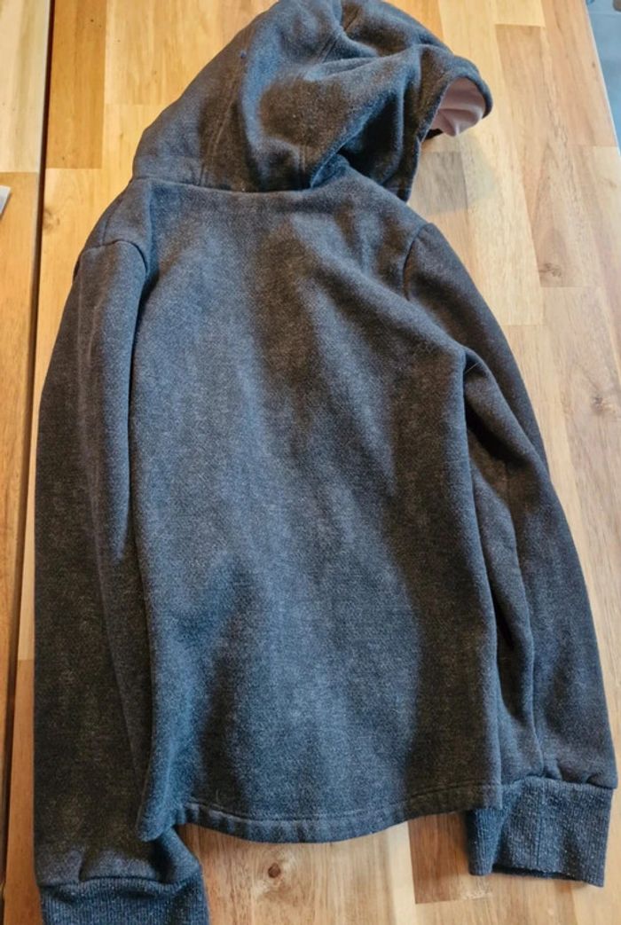 Veste de sport 8ans - photo numéro 2