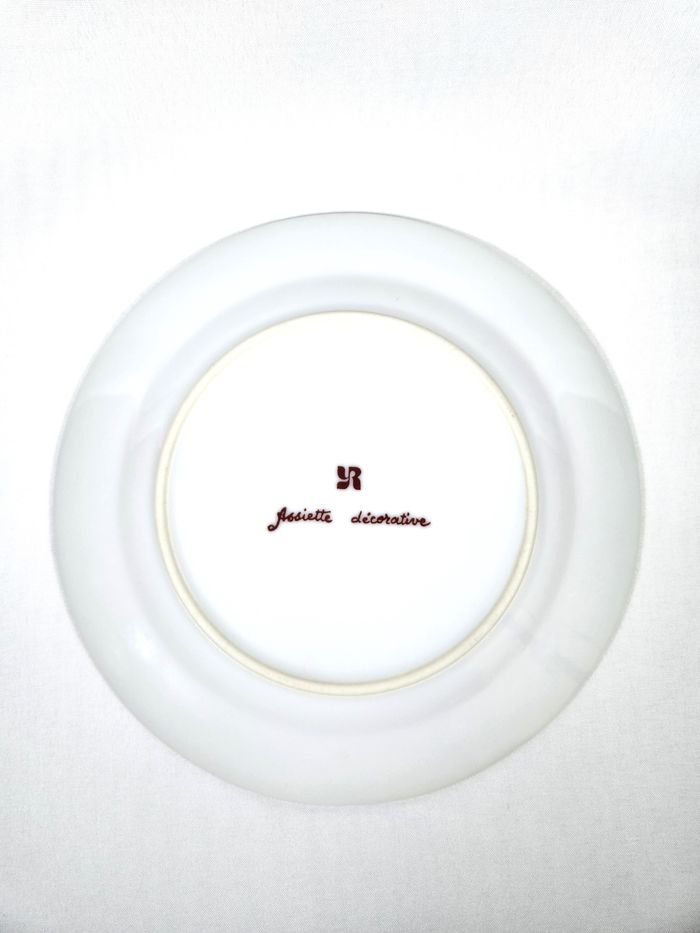 Assiette Décorative Vintage "La Lavandière" - Y. Rocher - 18 cm - photo numéro 3