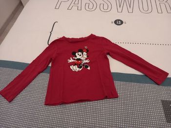 Vends TShirt manches longues Minnie & Mickey