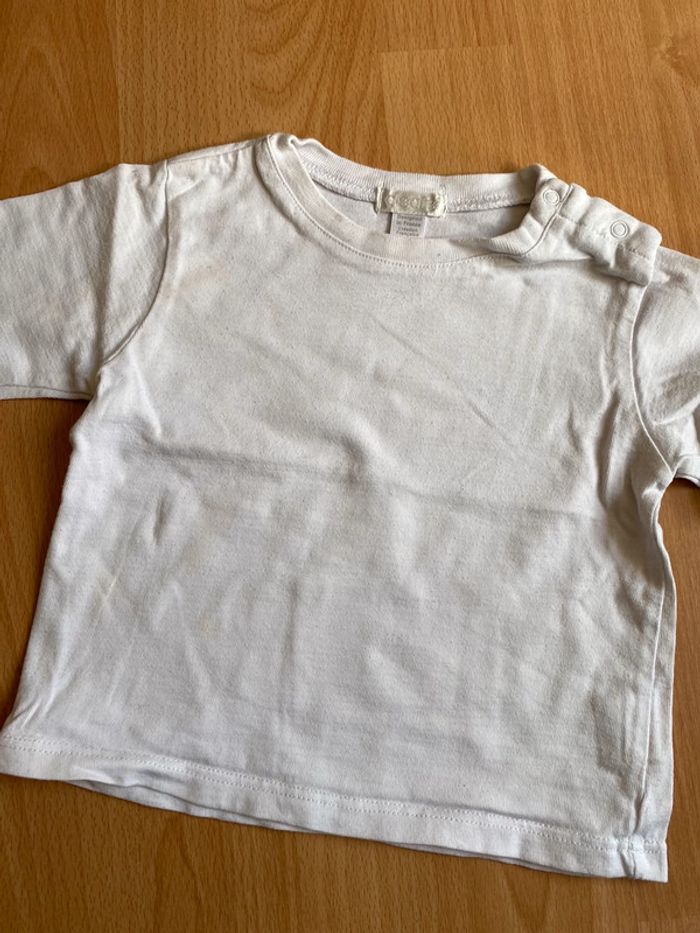 Beau T-shirt blanc ML Obaïbi T. 12 mois/74 cm garçon TBE - photo numéro 3