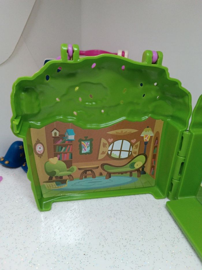 Little Pony petit poney wiki maisonnette petite maison house cottage boutique magic nightmare night - photo numéro 9