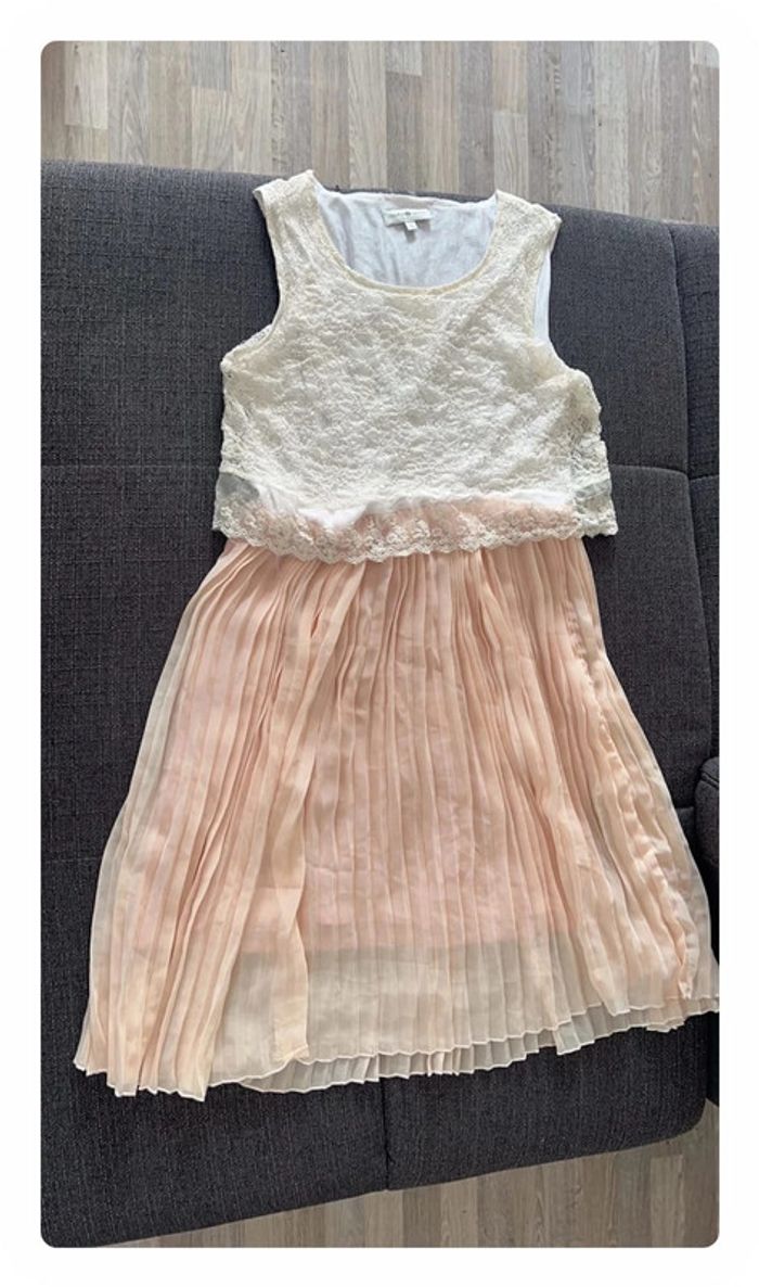 Robe dentelle