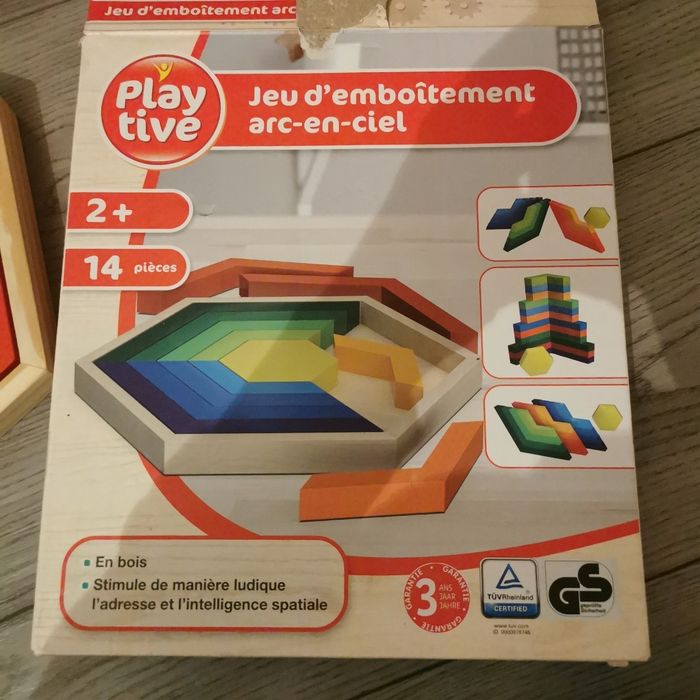 Jeux emboîtement arc en ciel