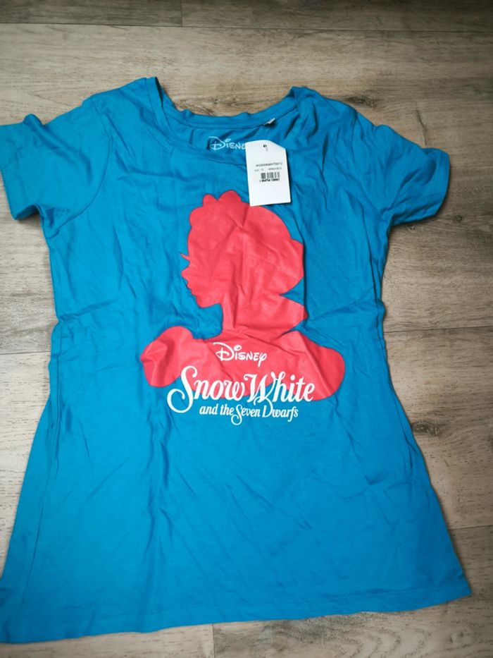 Tee shirt blanche neige neuf