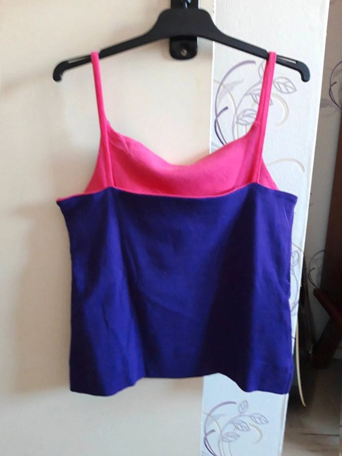 Débardeur  taille 42/44 - photo numéro 2