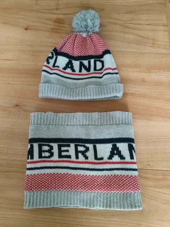 Ensemble bonnet+ tour de cou